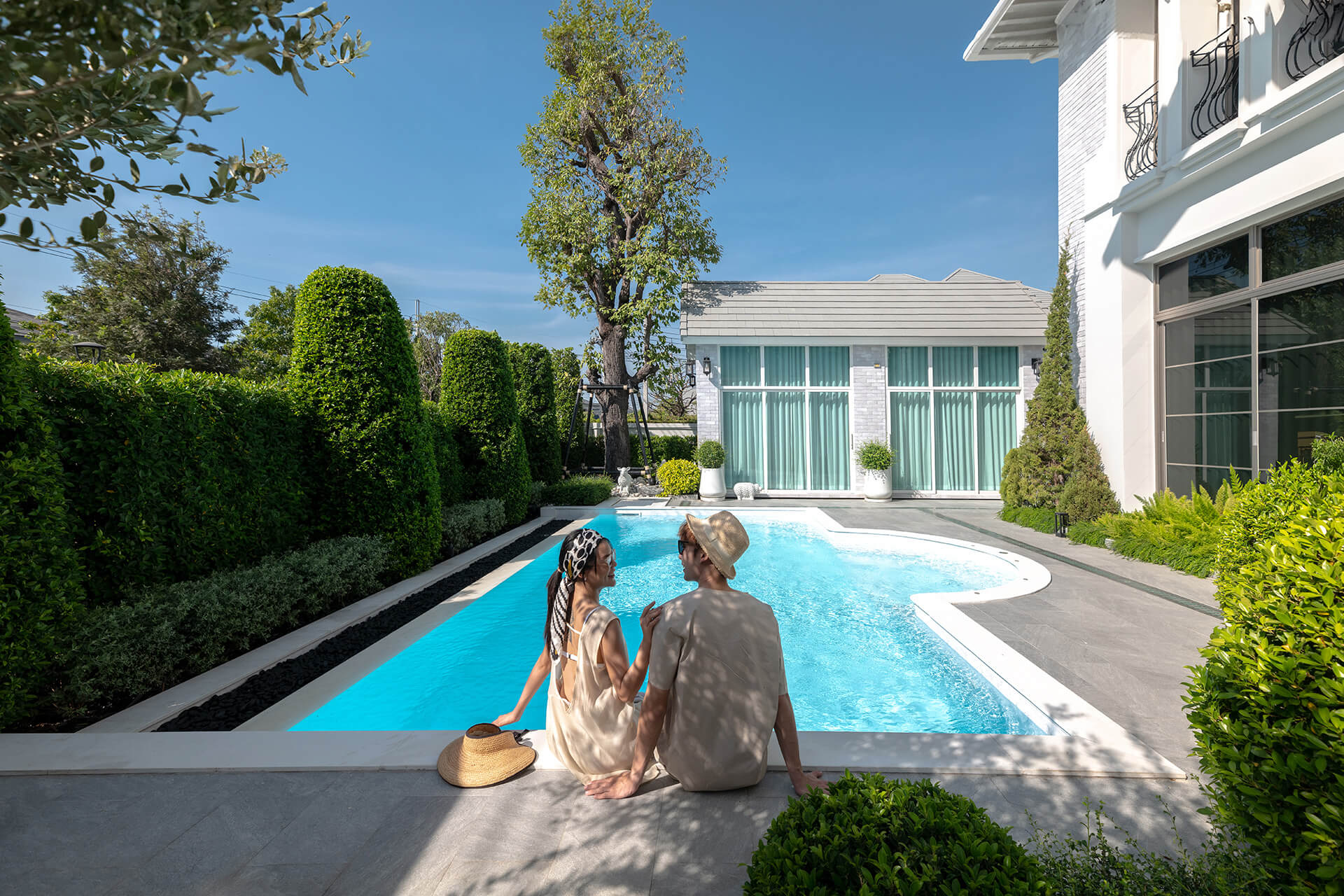 Experienced pool construction